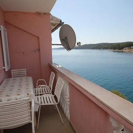Apartment 443b *