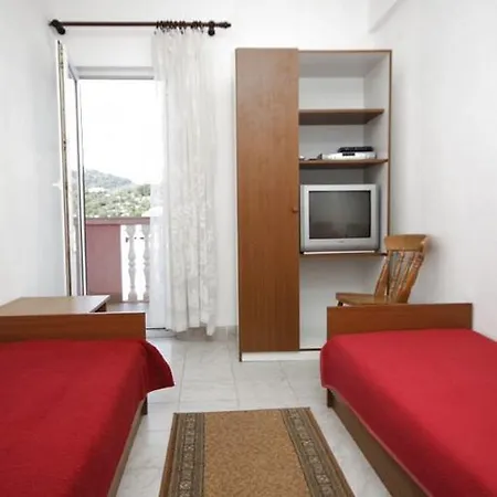 Apartment 443b *
