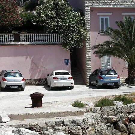443b Apartmán Sali